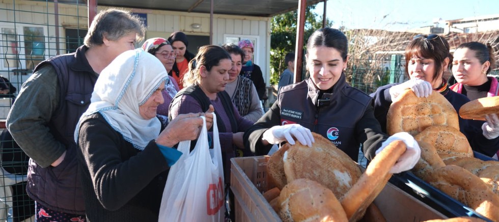 Ceyhan Belediyesi Ramazan Ayı’nda 450 Bin Ekmek Dağıtacak