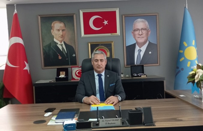  “Cumhuriyetimizin 102. yıl dönümünü büyük bir gurur ve coşkuyla kutluyoruz.