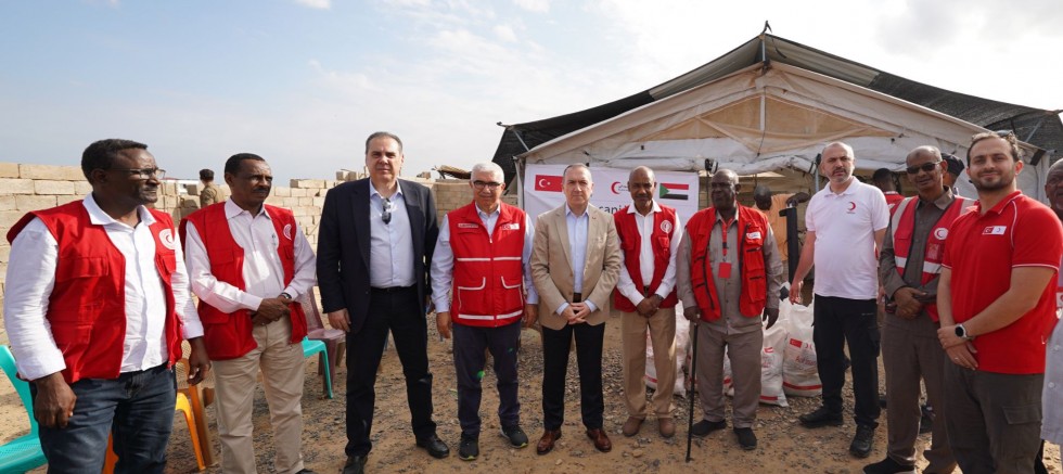 Kızılay Dost ve Kardeş Ülke Sudan’da Yaraları Sarıyor