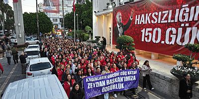 Adana Büyükşehir’in kadın çalışanlarından 