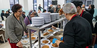 AKKAN: “SOFRAMIZDA GÖNLÜMÜZDE SEYHANLILARA AÇIK”