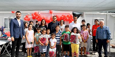 BAŞKAN KOZAY KONTEYNER KENTTE ÇOCUKLARLA BAYRAMLAŞTI