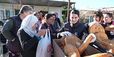 Ceyhan Belediyesi Ramazan Ayı’nda 450 Bin Ekmek Dağıtacak