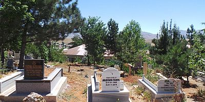 TUFANBEYLİ MEZARLIĞI HACİZDEN KURTULDU